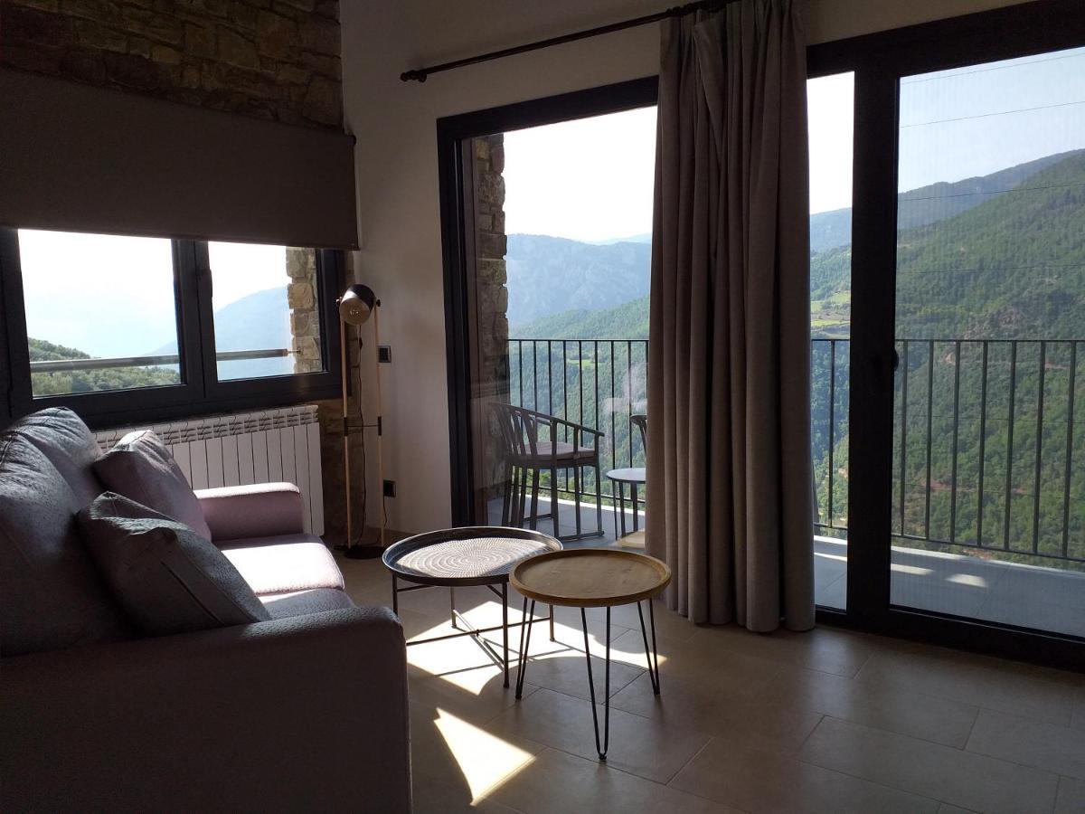 Les Flors - Hotel Rural & Cabanyes Gramos Exterior photo