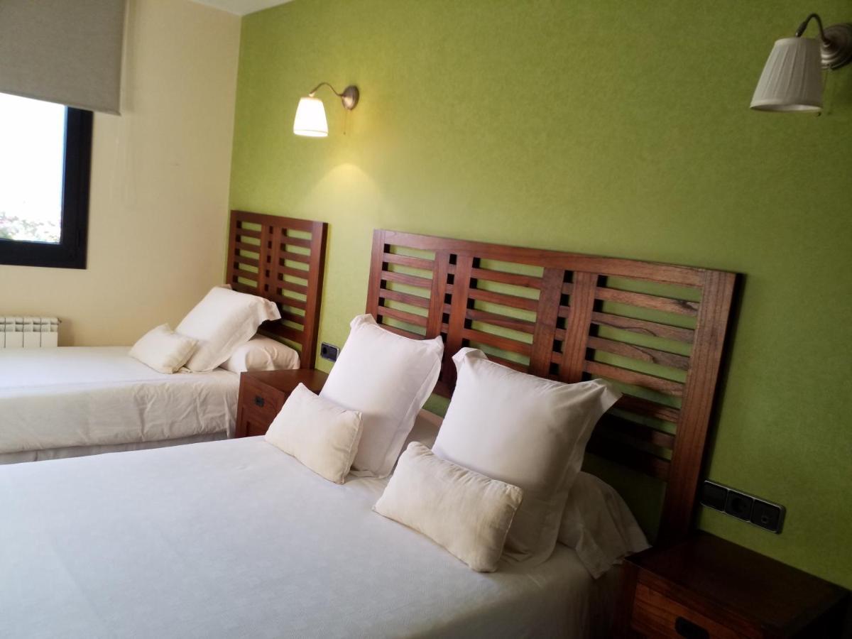 Les Flors - Hotel Rural & Cabanyes Gramos Exterior photo