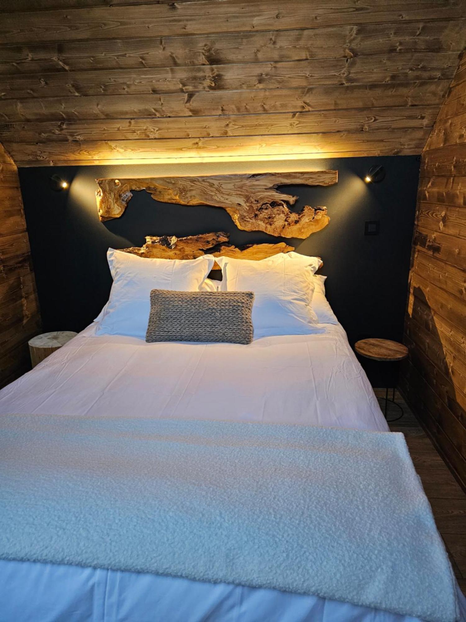 Les Flors - Hotel Rural & Cabanyes Gramos Exterior photo