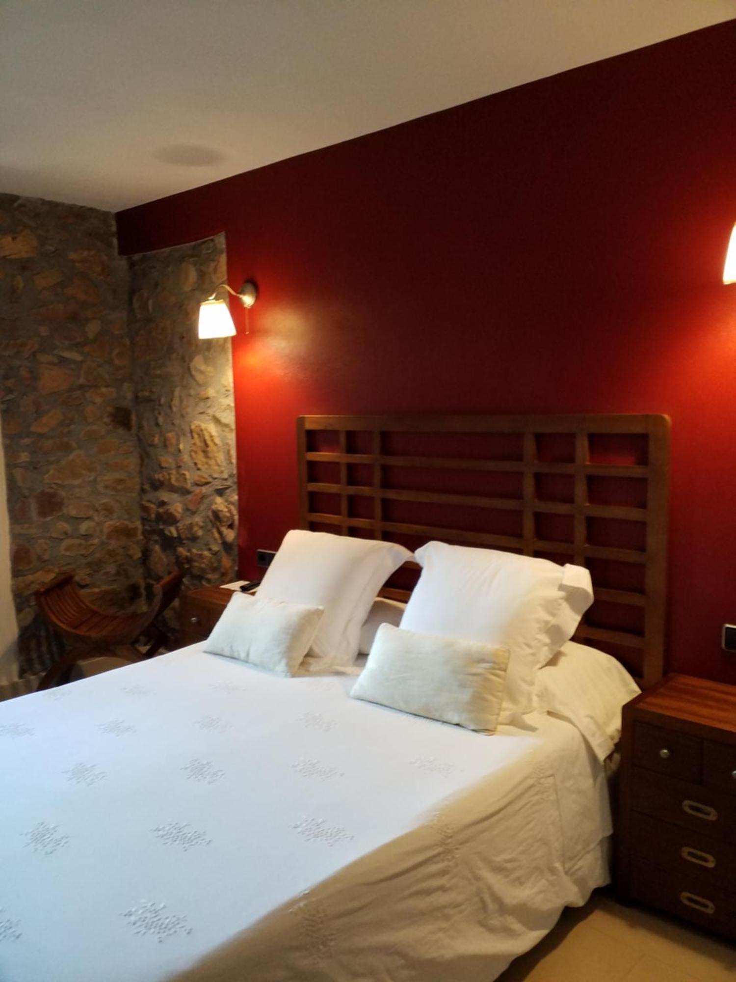 Les Flors - Hotel Rural & Cabanyes Gramos Exterior photo