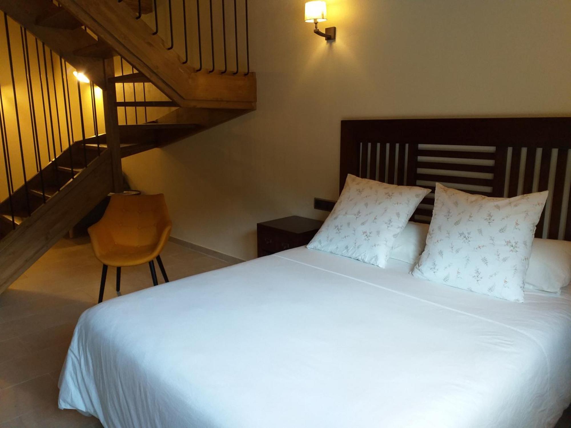 Les Flors - Hotel Rural & Cabanyes Gramos Exterior photo