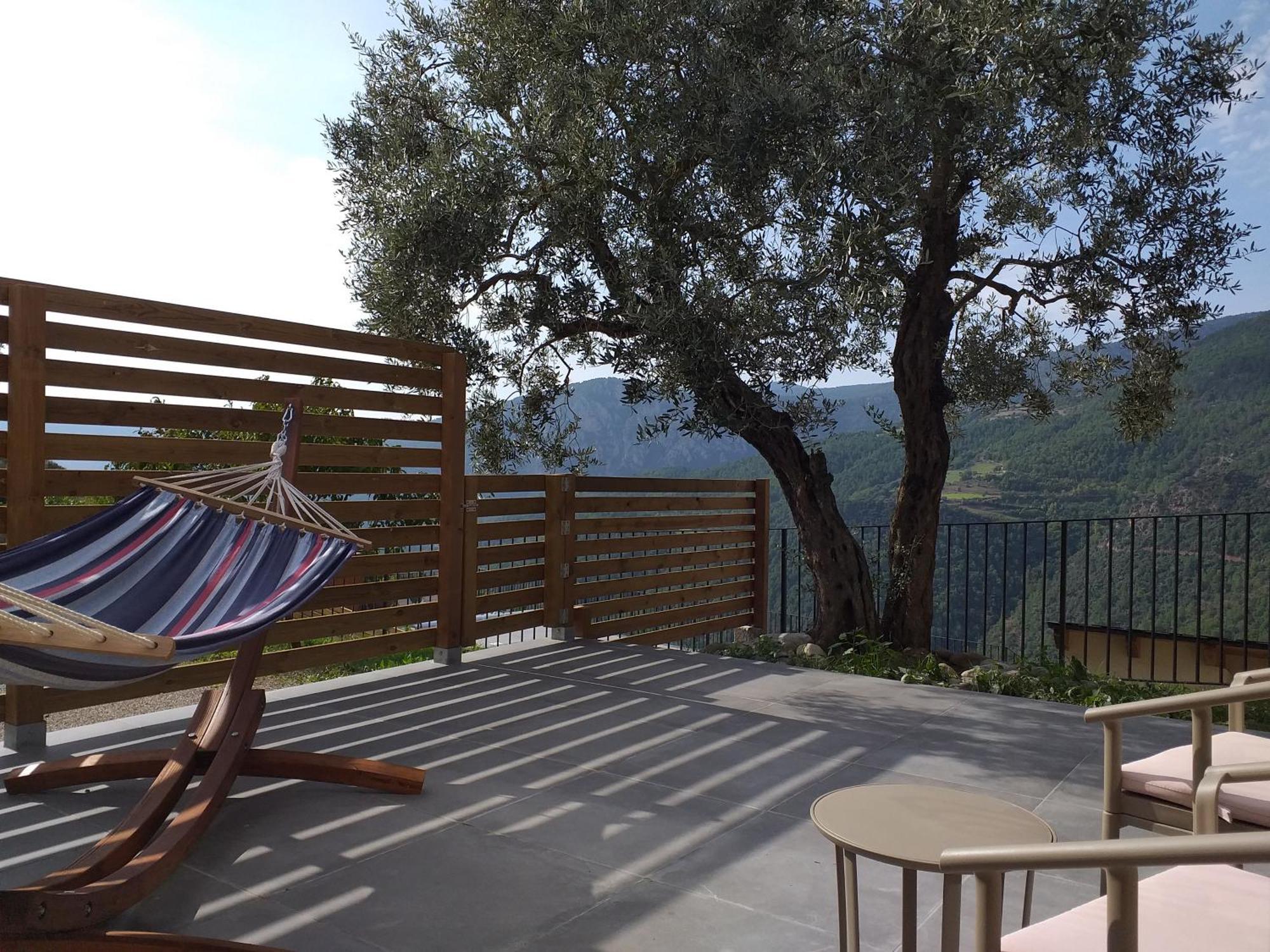 Les Flors - Hotel Rural & Cabanyes Gramos Exterior photo