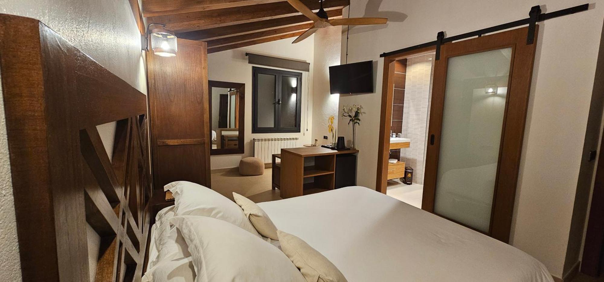 Les Flors - Hotel Rural & Cabanyes Gramos Exterior photo